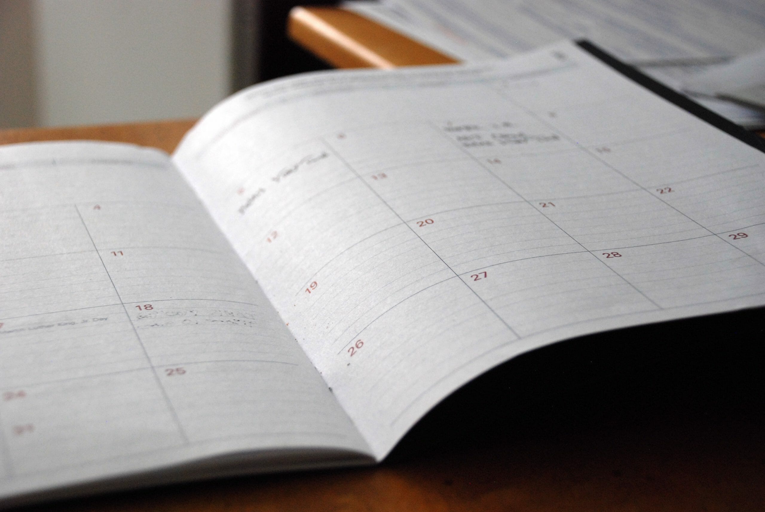 毎月5分、カレンダーに○○を書き込めば毎日が充実するって本当！？知られざる暦の本当の活かし方とは。